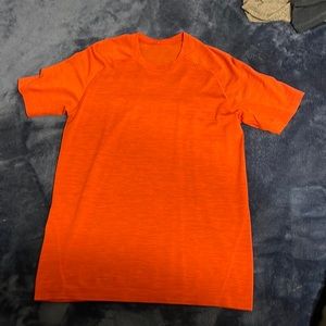 Lululemon tee shirt small